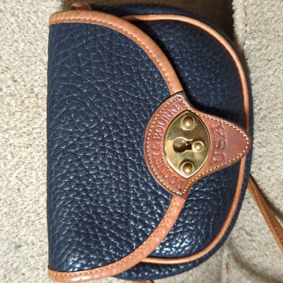 Vintage Dooney & Bourke Cavalry crossbody - Picture 3 of 5